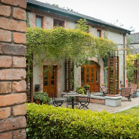 Croneybyrne Courtyard Villa Clara Bagian luar foto